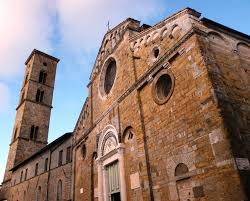 CHIUSURA CATTEDRALE DI VOLTERRA PER RESTAURI